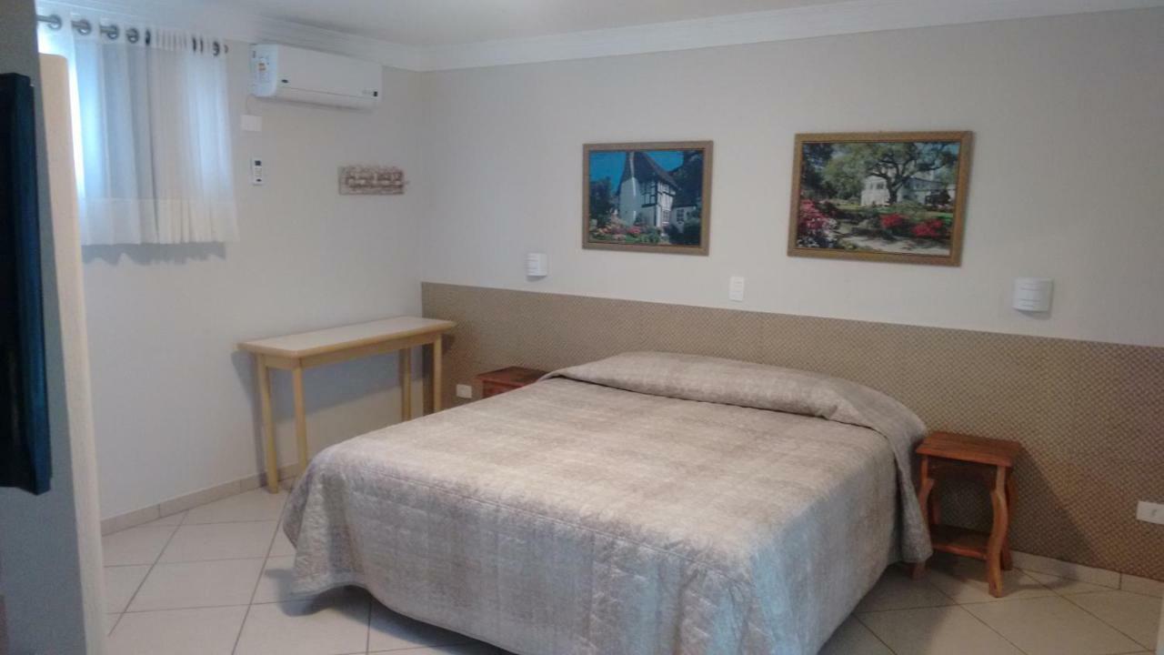 Hotel Santa Paula Guaratuba Habitación foto